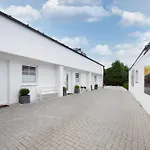 Sunside #2 Apartment