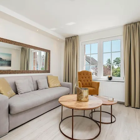 Sunside #2 Apartment