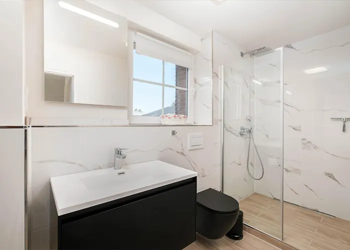 Apartment Sunside #2 *